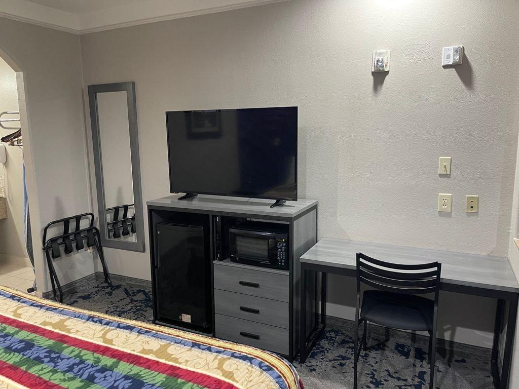 Scottish Inn And Suites アルバン エクステリア 写真