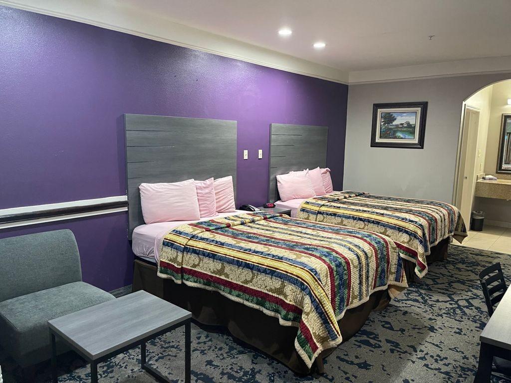 Scottish Inn And Suites アルバン エクステリア 写真