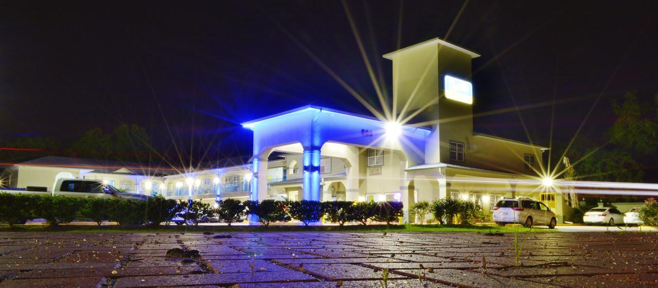 Scottish Inn And Suites アルバン エクステリア 写真