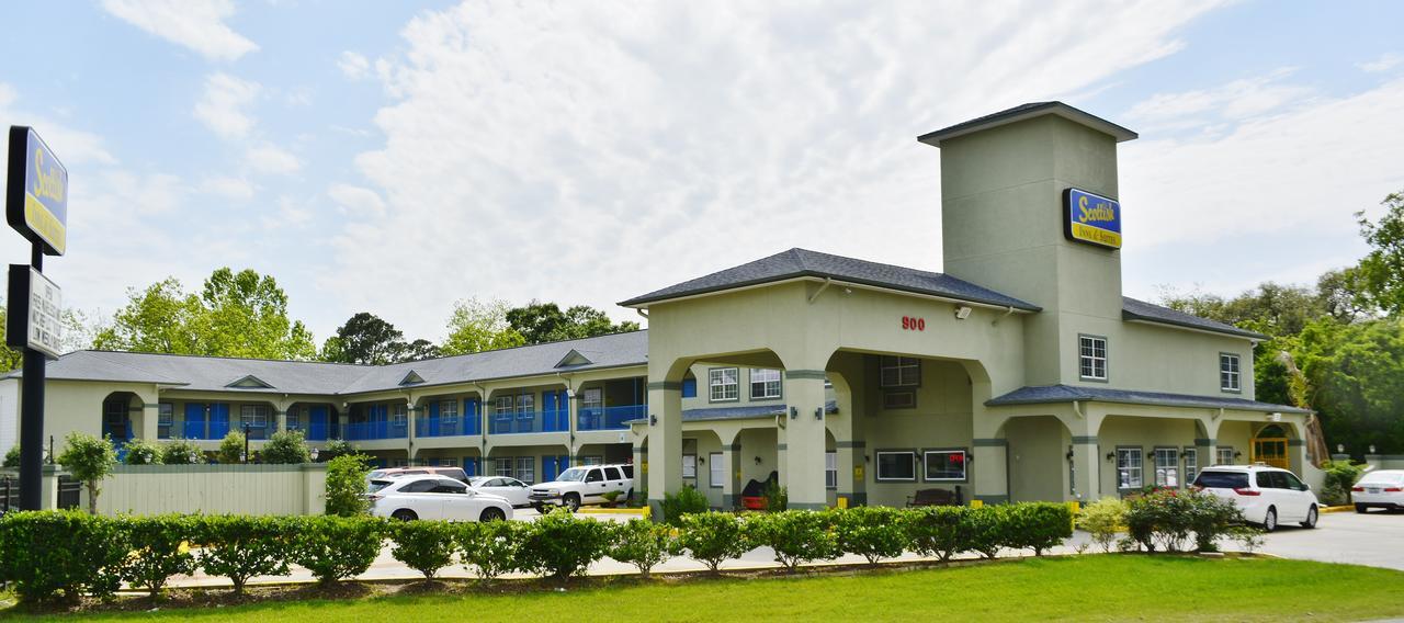 Scottish Inn And Suites アルバン エクステリア 写真